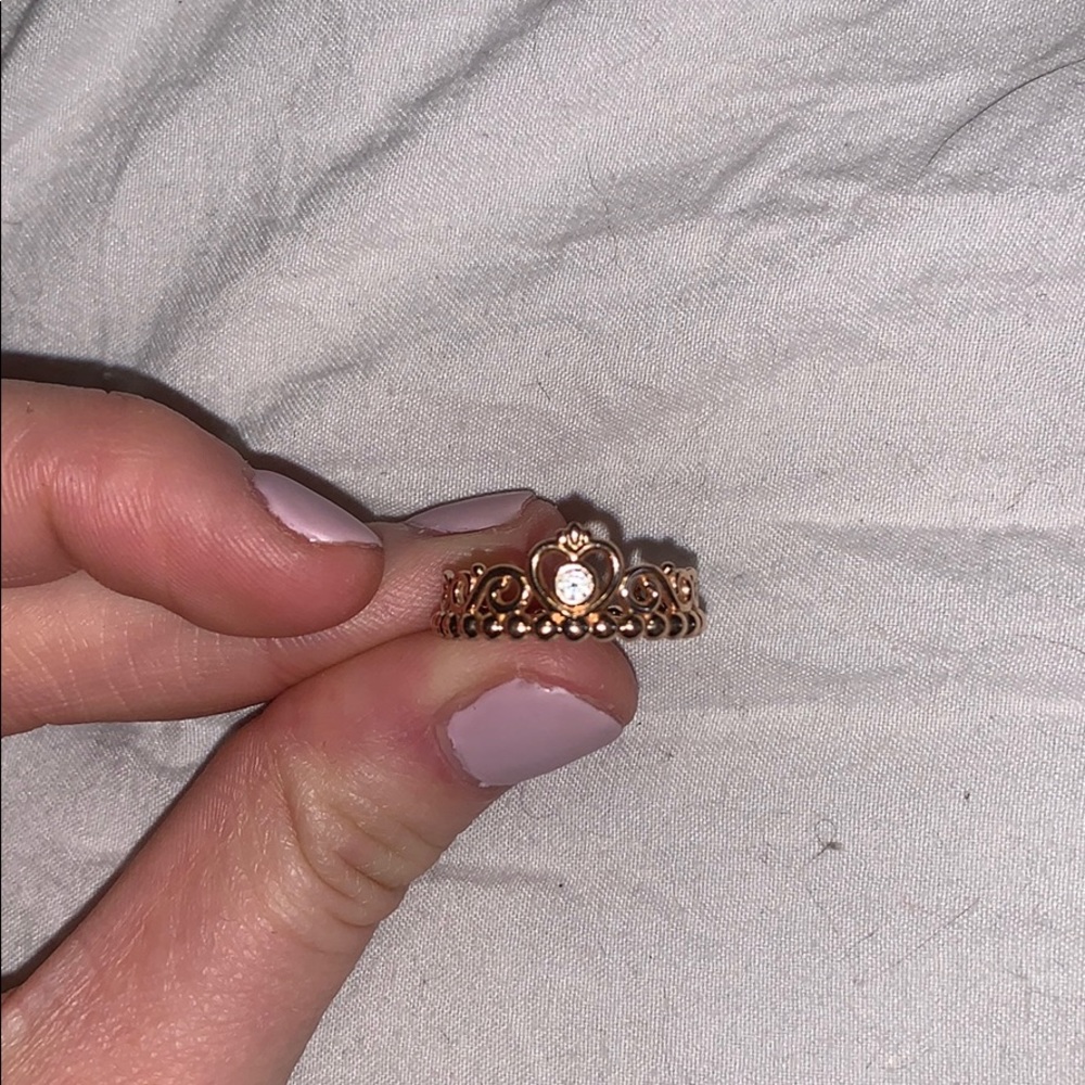 Pandora ring